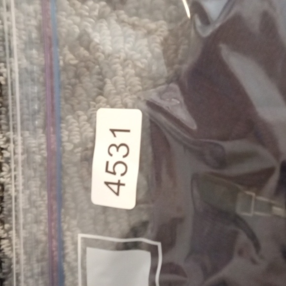 Jos. A. Bank Traveler 1/4 Zip Mens Sweater 100%merino Wool Purple Office Size M - Picture 8 of 8